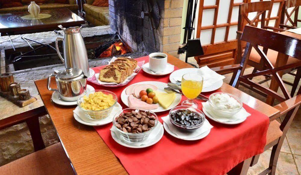 Hotel Elvetia Karpenísion Zewnętrze zdjęcie